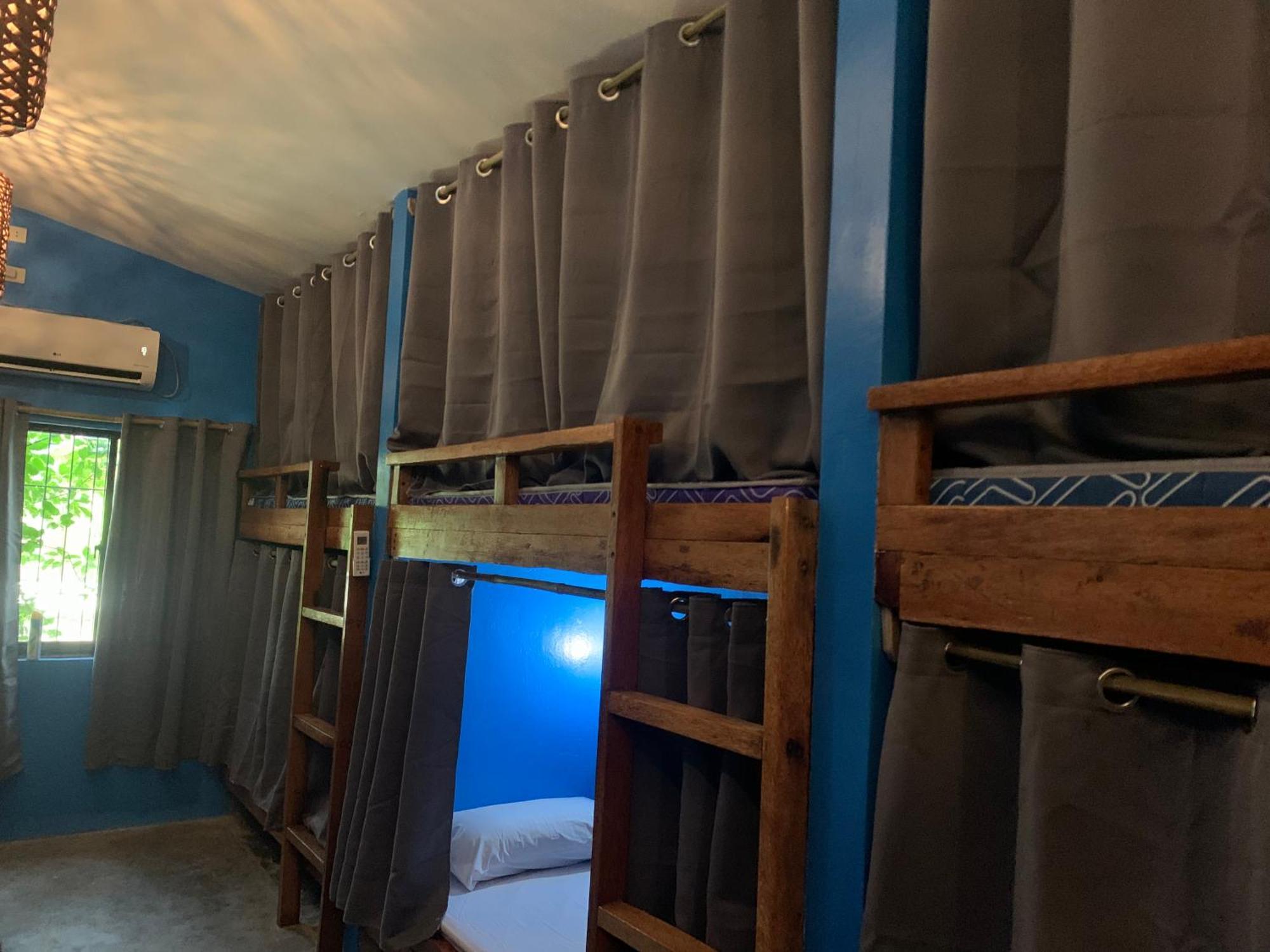 Jaydy Hostel General Luna  Exterior photo